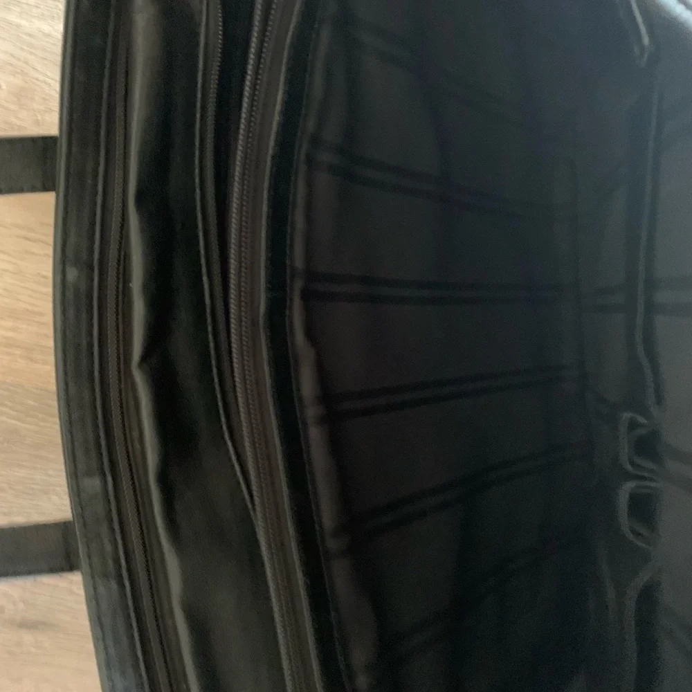 Tumi Black Messenger Bag/Case